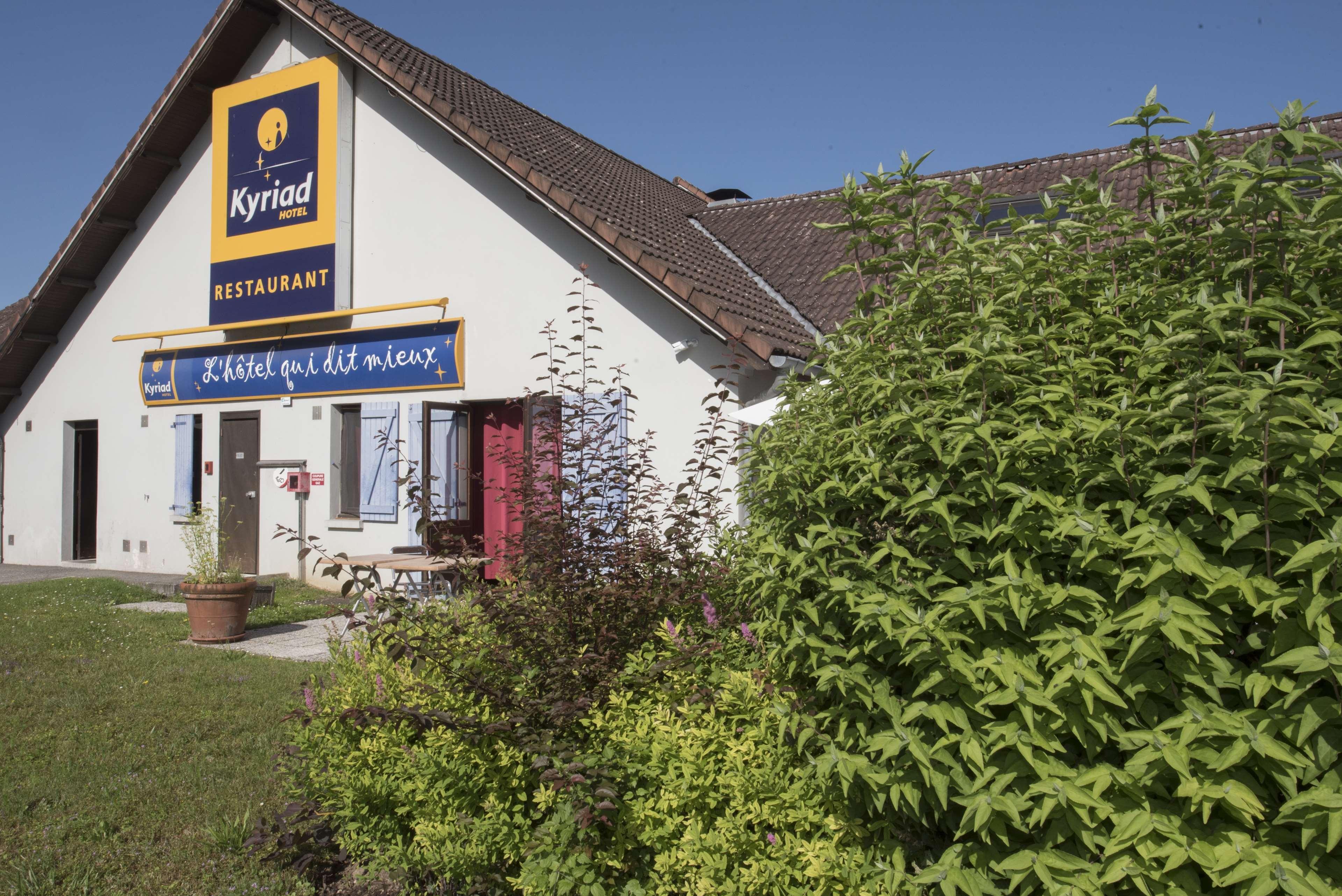 Kyriad Geneve St-Genis-Pouilly Saint-Genis-Pouilly Dış mekan fotoğraf